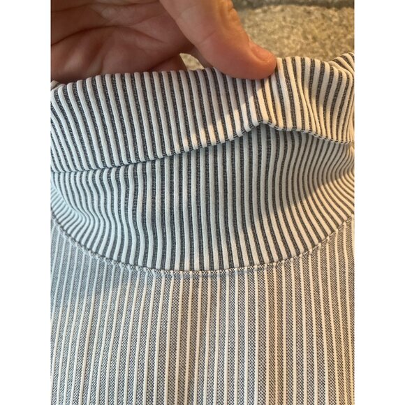 Athleta Womens Striped Long-Sleeve Turtleneck Top L Gray & White Ribbed Design - Picture 5 of 7